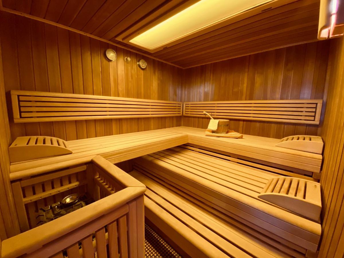 Private Spa Mit Sauna Und Whirlpool Schrozberg Экстерьер фото